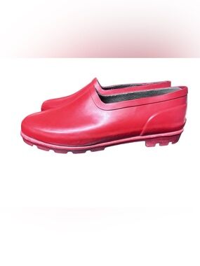 EDDIE BAUER RED RUBBER WATERPROOF CLOGS WOMEN'S SIZE 6